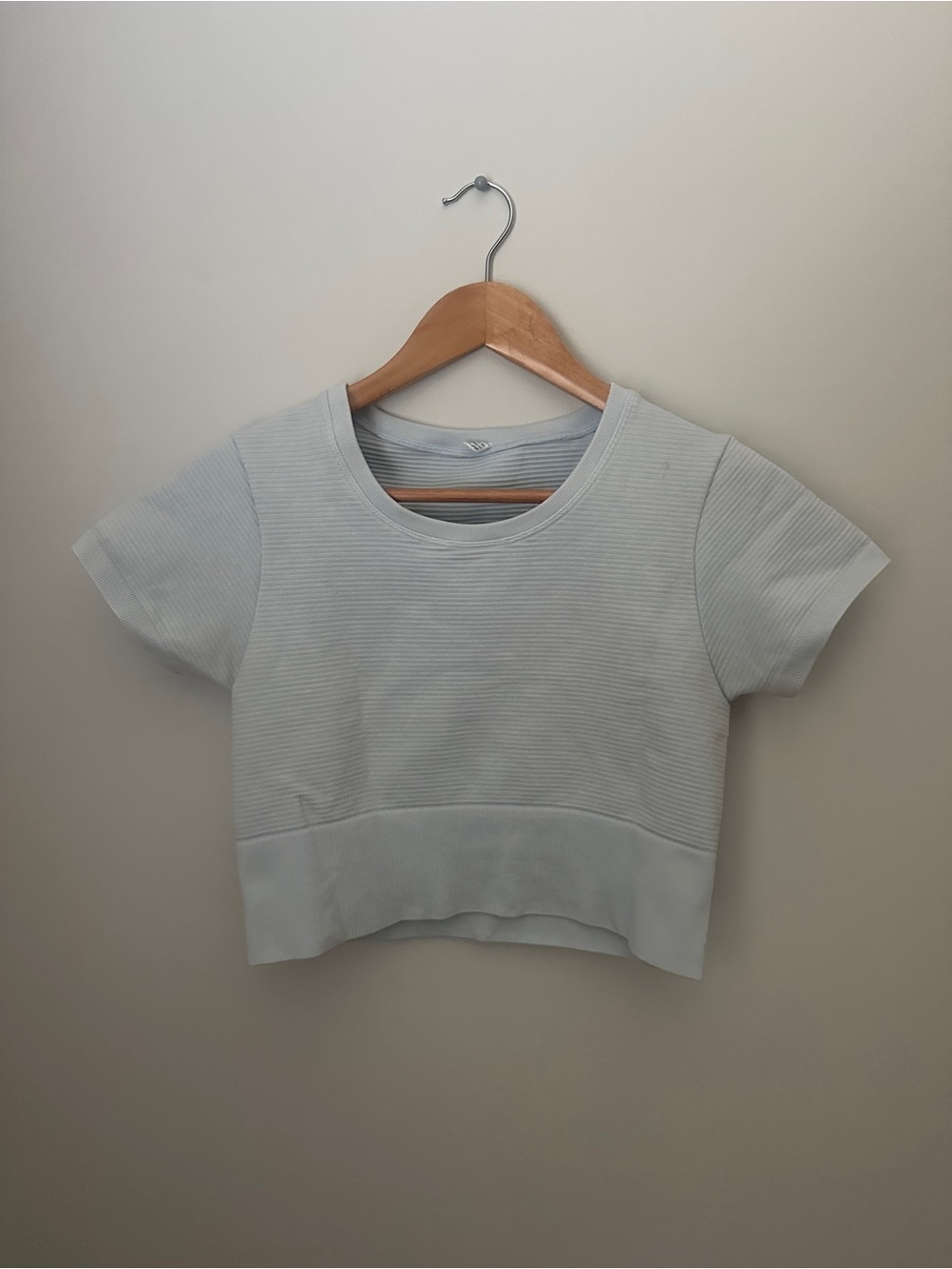 Athletic  Ribbed Cropped Tee - Light Blue